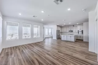 Photo #6: 2465208 Listing 