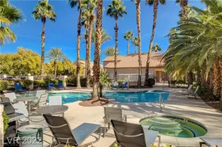 Photo #3: 2465225 Listing 