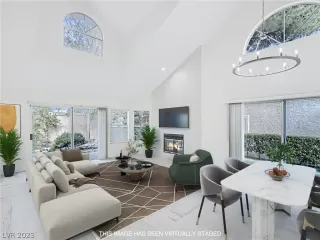 Photo #1: 2465226 Listing