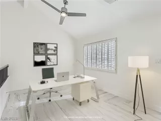 Photo #5: 2465226 Listing