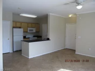 Photo #4: 2465241 Listing 