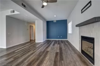 Photo #5: 2465283 Listing 