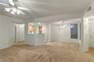 Photo #3: 2465303 Listing 