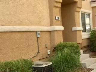 Photo #4: 2465321 Listing