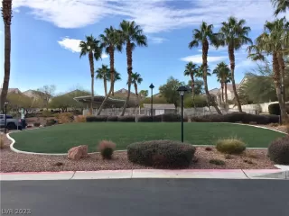 Photo #6: 2465321 Listing