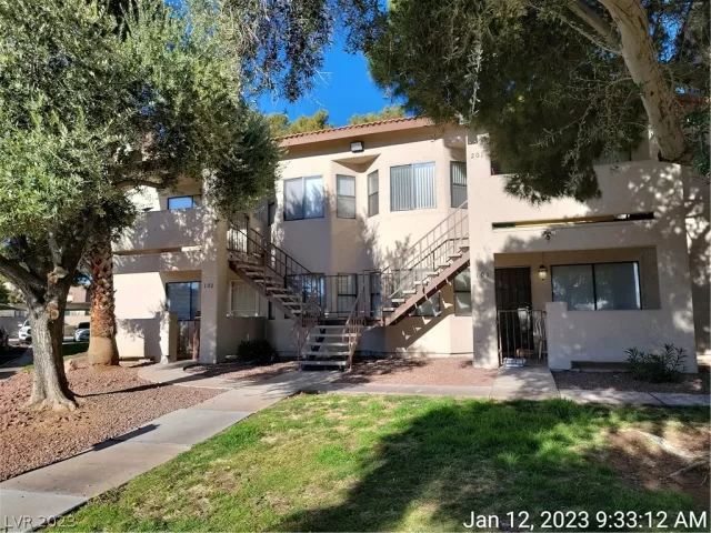 MLS: 2465358 Condo For Sale