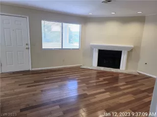 Photo #3: 2465358 Listing 