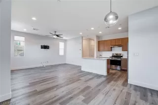 Photo #4: 2465375 Listing 