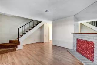 Photo #2: 2465420 Listing