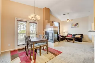 Photo #6: 2465469 Listing 