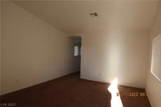 Photo #3: 2465498 Listing 