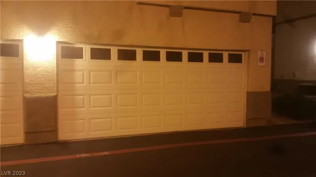 MLS: 2465537 Condo For Sale