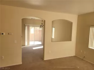 Photo #2: 2465537 Listing 