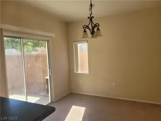 Photo #6: 2465537 Listing 