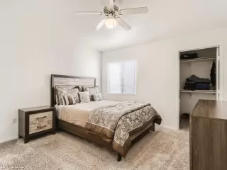 Photo #5: 2465550 Listing 