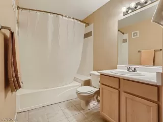 Photo #6: 2465550 Listing 