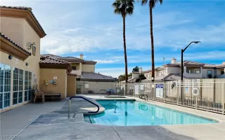 Photo #1: 2465583 Listing