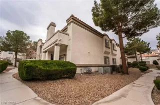 Photo #3: 2465592 Listing 