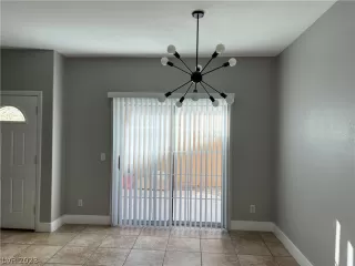 Photo #5: 2465598 Listing 