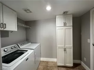 Photo #6: 2465598 Listing 