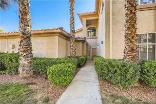 Photo #2: 2465632 Listing