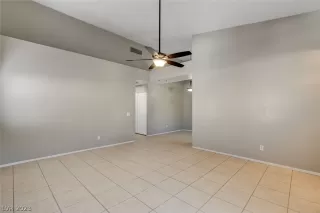 Photo #5: 2465654 Listing 