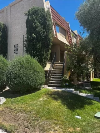 Photo #1: 2465670 Listing