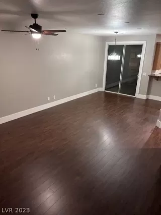 Photo #2: 2465719 Listing 