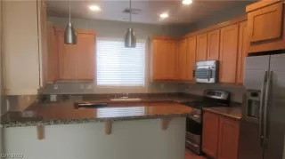 Photo #6: 2465719 Listing 