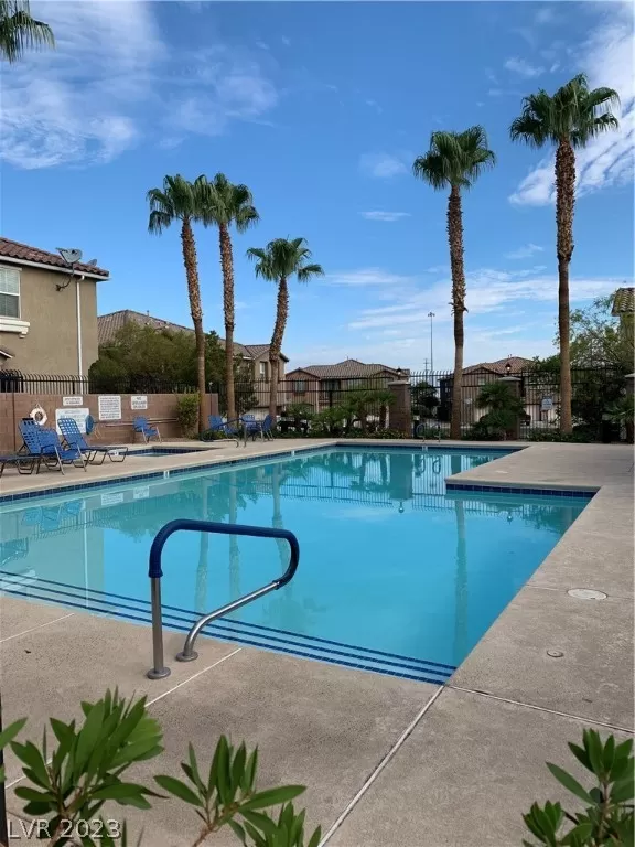 MLS: 2465720 Condo For Sale