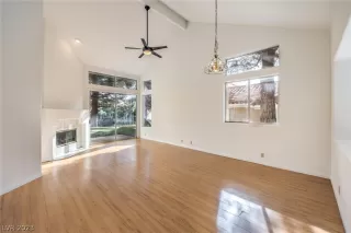 Photo #1: 2465724 Listing