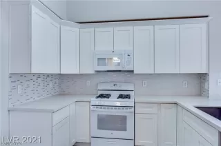 Photo #1: 2465827 Listing 