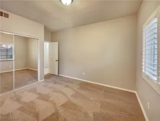 Photo #6: 2465850 Listing 