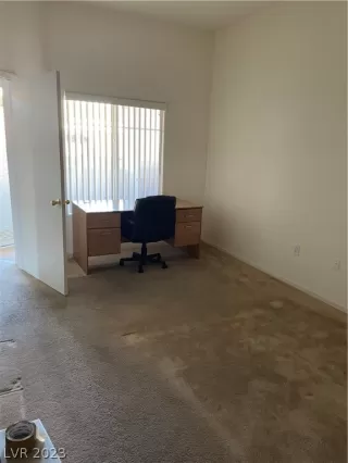 Photo #5: 2465858 Listing