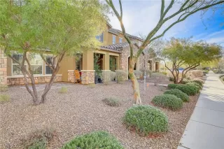 Photo #2: 2465859 Listing