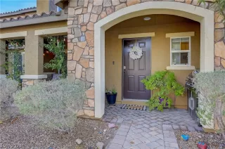 Photo #4: 2465859 Listing