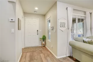 Photo #6: 2465859 Listing