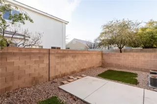 Photo #3: 2465901 Listing 