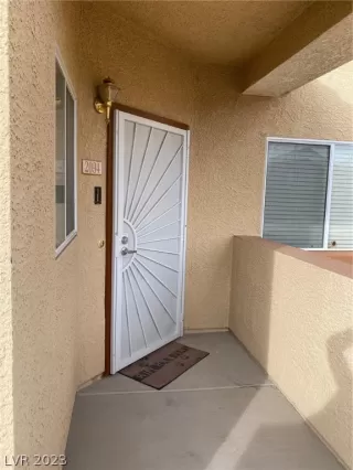 Photo #4: 2465922 Listing 