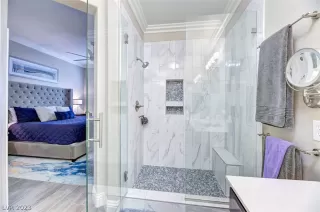 Photo #2: 2465962 Listing 