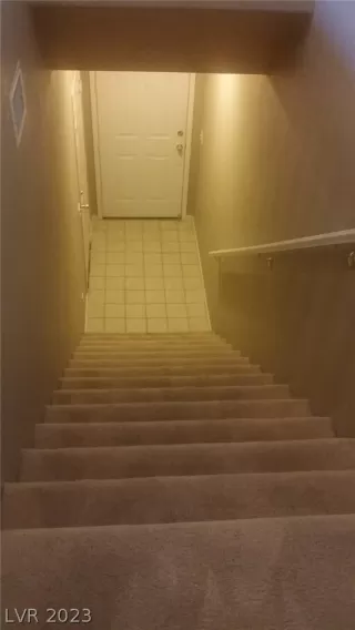 Photo #6: 2466028 Listing 