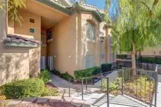 Photo #1: 2466030 Listing 