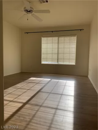 Photo #5: 2466067 Listing 