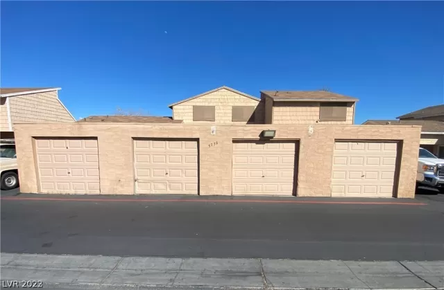 MLS: 2466076 Condo For Sale