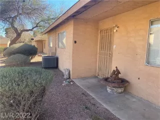 Photo #1: 2466076 Listing 