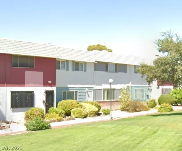 MLS: 2466079 Condo For Sale