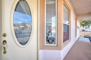 Photo #2: 2466110 Listing