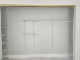 Photo #2: 2466111 Listing