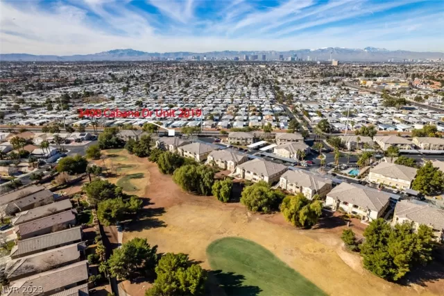 MLS: 2466124 Condo For Sale