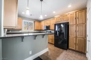 Photo #4: 2466138 Listing 